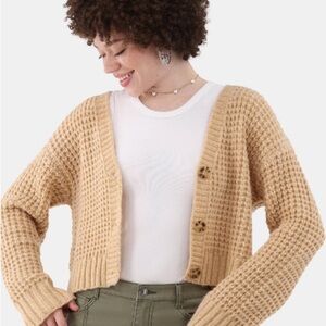 Cozy Beige Button-Up Crop Cardigan XXL NWT